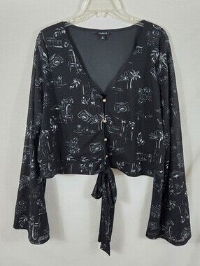 Torrid Women's Black And White Crop Long Sleeve Top Size 2 (18-20)